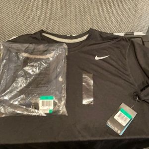 2 NIKE DRI-FIT LEGEND T-SHIRTS MEN’S XL NEW WITH TAGS - 1 black 1 navy blue